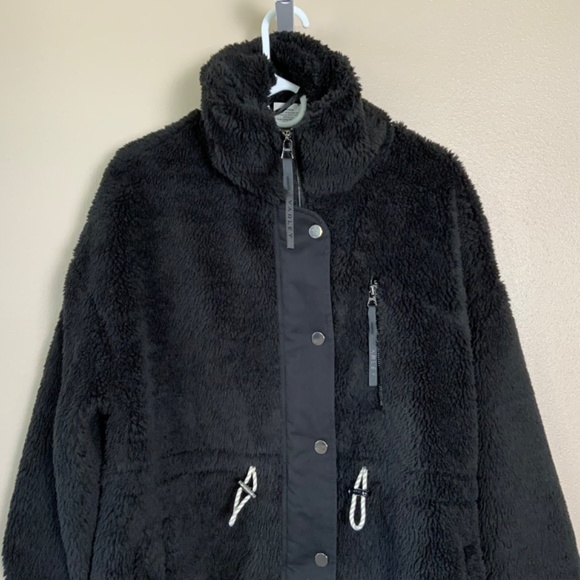 NWT Black Sherpa VARLEY Jones Coat - Picture 9 of 16